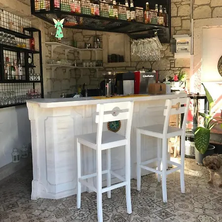 B&B Alaris