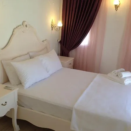 Bed & Breakfast Alaris 3*
